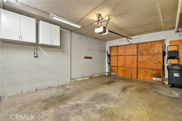 773 South Marengo Avenue, 3 photo 33