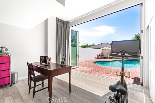 Detail Gallery Image 14 of 40 For 1510 E Maple Ave, El Segundo,  CA 90245 - 5 Beds | 4 Baths