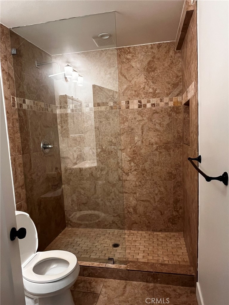 https://media.crmls.org/medias/a5fae934-e213-4333-855c-08e71e8fbbe4.jpg?preset=X-Large