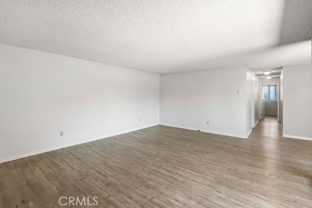 Detail Gallery Image 6 of 25 For 8633 Portola Ct 17e,  Huntington Beach,  CA 92646 - 2 Beds | 2 Baths