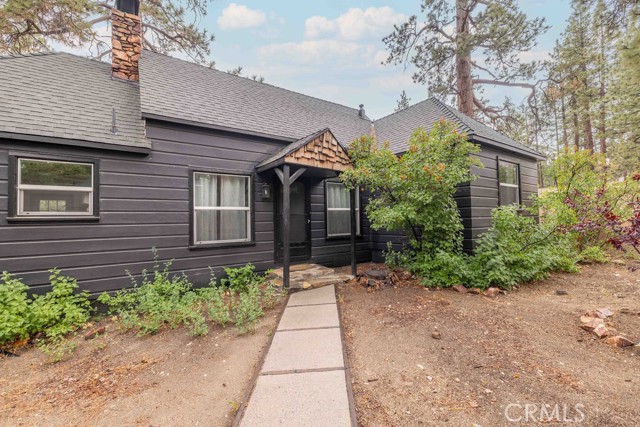 300 Shakespeare Lane, Big Bear City, California 92314, 2 Bedrooms Bedrooms, ,1 BathroomBathrooms,Single Family Residence,For Sale,Shakespeare,EV24112300