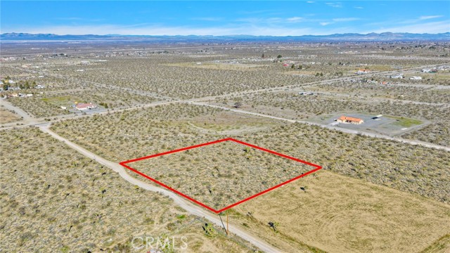 Detail Gallery Image 6 of 14 For 11982 Redwood Rd, Pinon Hills,  CA 92372 - – Beds | – Baths