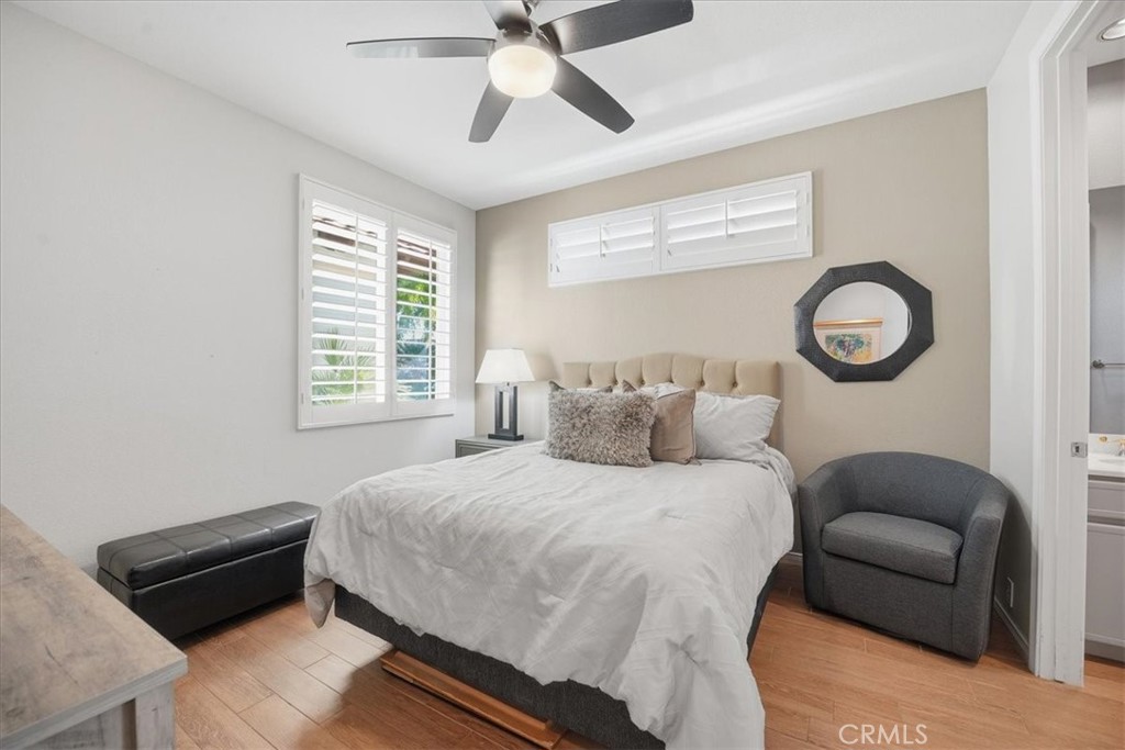 MLS #OC25246393 image #29