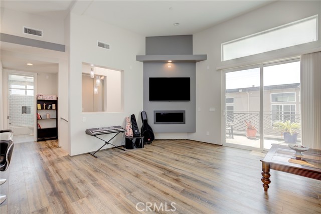 2520 Nelson Avenue, Redondo Beach, California 90278, 4 Bedrooms Bedrooms, ,3 BathroomsBathrooms,Residential,Sold,Nelson,PV21155781