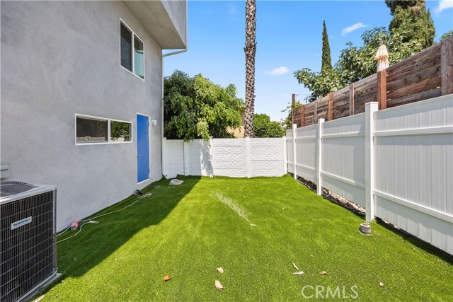 Detail Gallery Image 20 of 22 For 4880 Eldred St, Los Angeles,  CA 90042 - 3 Beds | 2 Baths