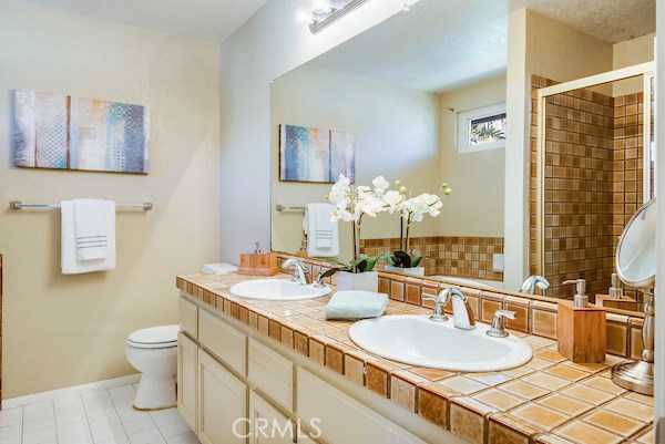 2019 Ernest Avenue, Redondo Beach, California 90278, 3 Bedrooms Bedrooms, ,2 BathroomsBathrooms,Residential,Sold,Ernest,SB17030206