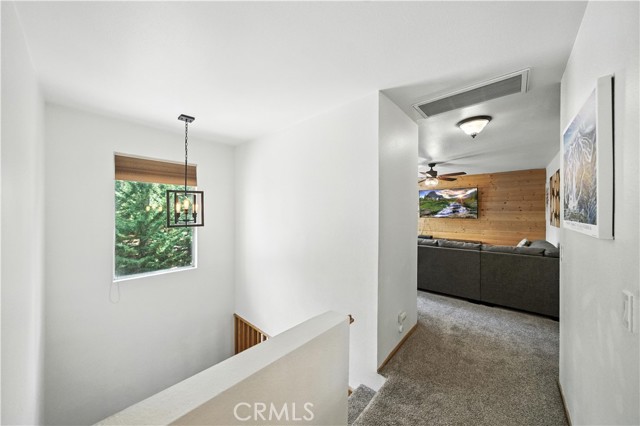 Detail Gallery Image 24 of 50 For 39122 Starview Ln, Big Bear Lake,  CA 92315 - 3 Beds | 2/1 Baths