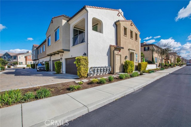 3240 E Midsummer Privado, #4, Ontario, CA 91762 Listing Photo  6