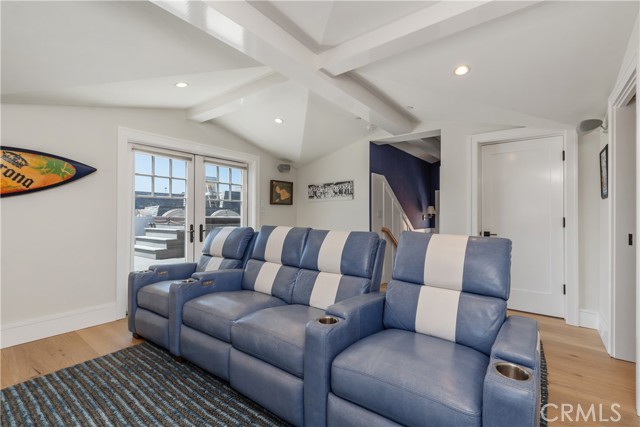 2149 E Ocean Boulevard, Newport Beach CA: https://media.crmls.org/medias/a600593f-1311-49b3-945d-3a6ac84f5a5f.jpg