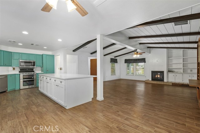 Detail Gallery Image 4 of 49 For 33642 Harvest, Wildomar,  CA 92595 - 3 Beds | 2 Baths