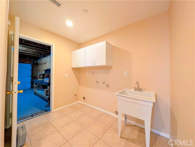 128 Channing Street, Redlands CA: https://media.crmls.org/medias/a60189eb-d51e-438d-b22a-c122dc9e2fdf.jpg