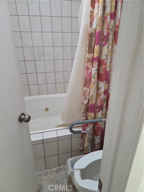 Detail Gallery Image 6 of 26 For 44047 Rodin Ave, Lancaster,  CA 93535 - 4 Beds | 2 Baths