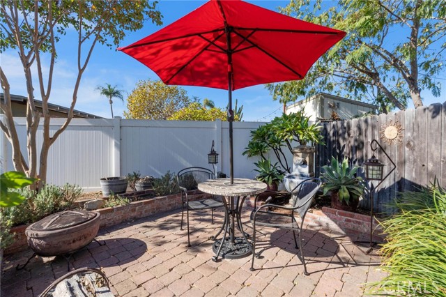Detail Gallery Image 37 of 52 For 528 Cambridge, Orange,  CA 92867 - 3 Beds | 2 Baths
