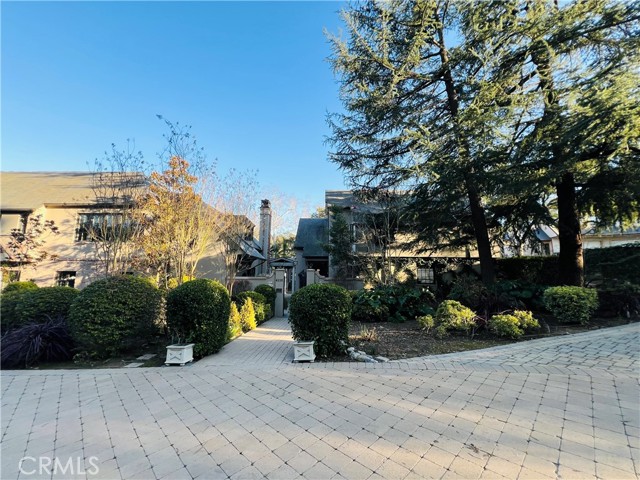 Detail Gallery Image 2 of 31 For 4110 Woodleigh Ln, La Canada Flintridge,  CA 91011 - 6 Beds | 8 Baths