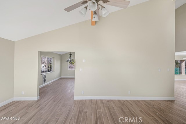 Detail Gallery Image 5 of 64 For 4621 W West Avenue K12, Lancaster,  CA 93536 - 4 Beds | 3 Baths