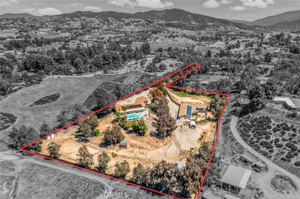 MLS #SW25088165 img 2