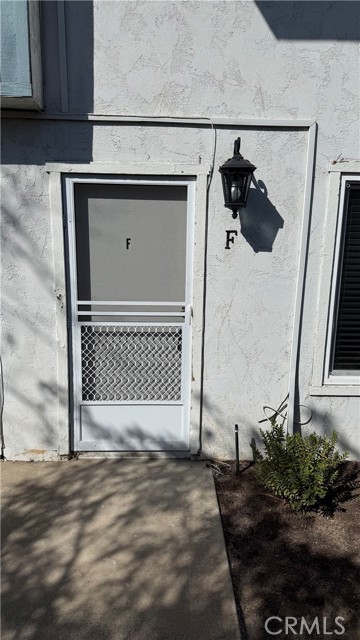 Detail Gallery Image 3 of 34 For 2445 Elden, Costa Mesa,  CA 92627 - 2 Beds | 1/1 Baths