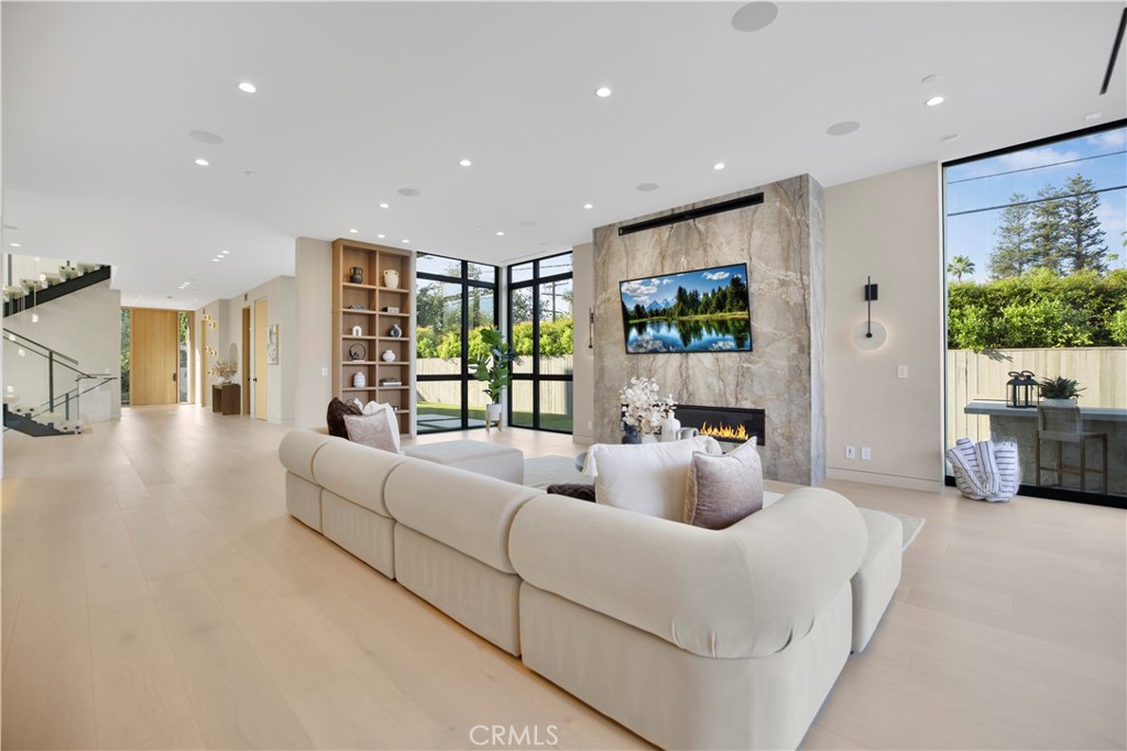 MLS #SR25274661 image #5