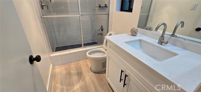 1364 Park Plaza Drive, Long Beach CA: https://media.crmls.org/medias/a604776f-091d-4101-9e23-f4017cd10184.jpg