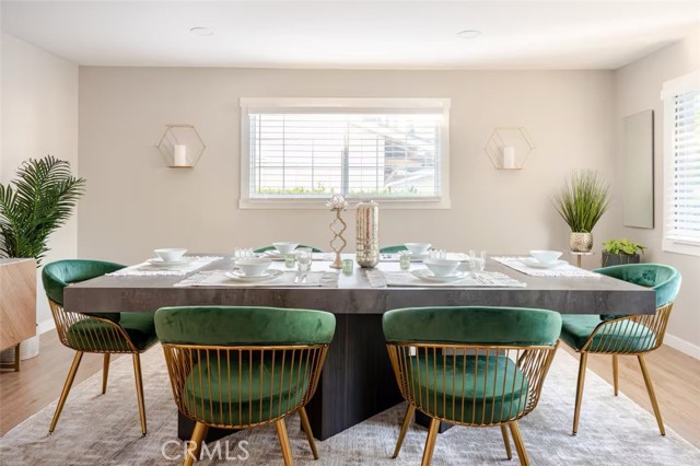 Detail Gallery Image 4 of 17 For 6537 Sheltondale, West Hills,  CA 91307 - 3 Beds | 2 Baths