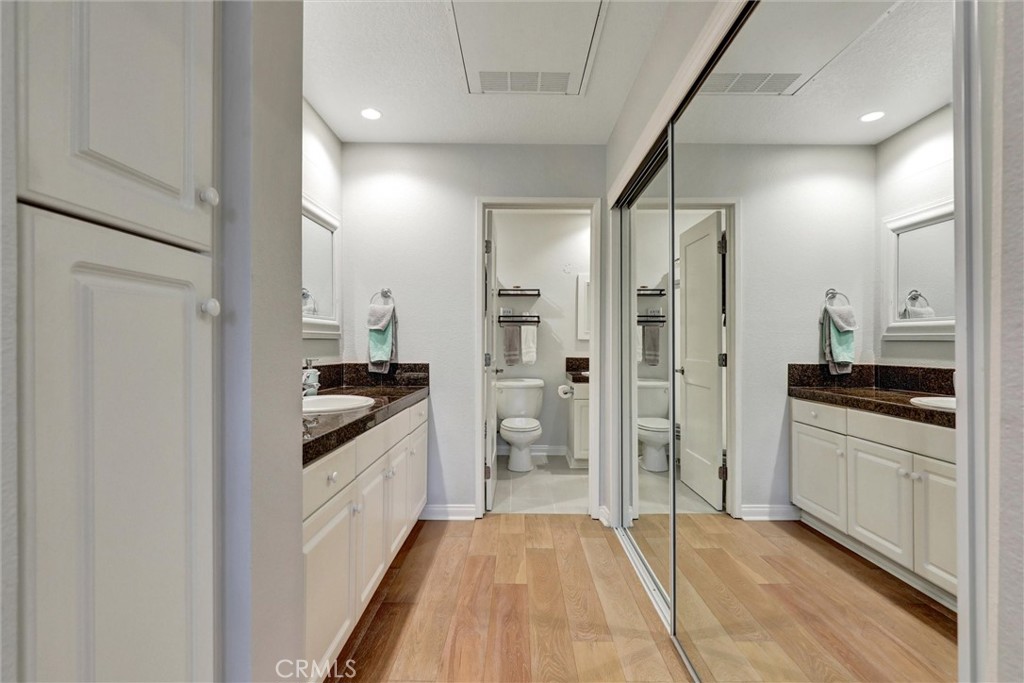 A60499b0 Be35 4eac A4da F98bc3856565