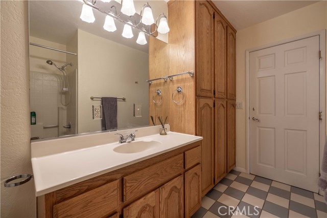 Detail Gallery Image 34 of 64 For 841 Paine Rd, Big Bear Lake,  CA 92315 - 5 Beds | 2/1 Baths