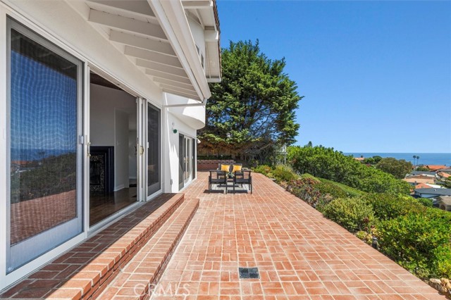 3550 Coolheights Drive, Rancho Palos Verdes CA: https://media.crmls.org/medias/a605306a-aad5-4575-b98c-e1dc840e2622.jpg
