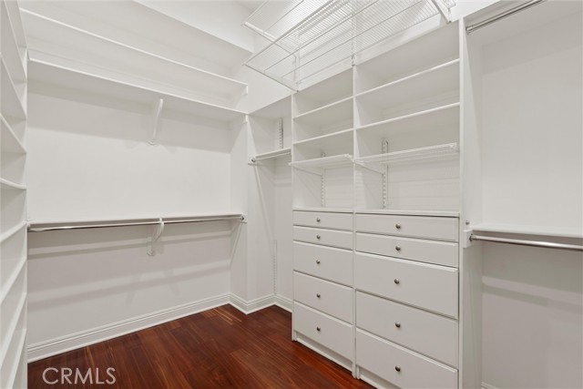 2000 Walnut Avenue, Manhattan Beach CA: https://media.crmls.org/medias/a605b297-ffb9-4969-8d09-855c4015312d.jpg