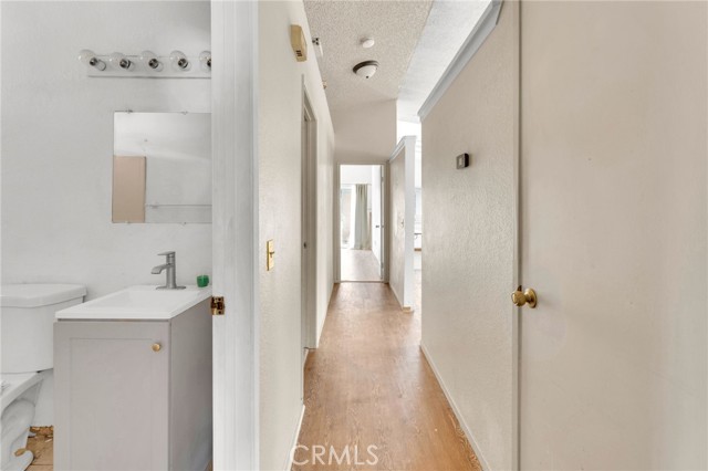 Detail Gallery Image 14 of 30 For 23865 Parkland Ave, Moreno Valley,  CA 92557 - 3 Beds | 2 Baths