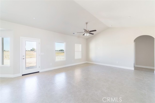 Detail Gallery Image 3 of 27 For 30974 Avenue 21, Madera,  CA 93638 - 4 Beds | 2/1 Baths