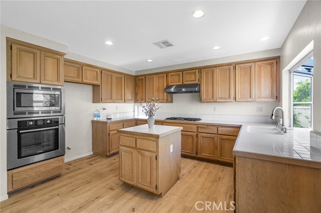 Detail Gallery Image 12 of 38 For 1717 Cabrillo St, West Covina,  CA 91791 - 4 Beds | 3 Baths