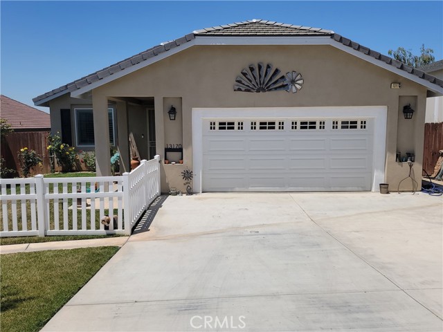 Detail Gallery Image 1 of 21 For 13170 6th Pl, Yucaipa,  CA 92399 - 4 Beds | 3/1 Baths