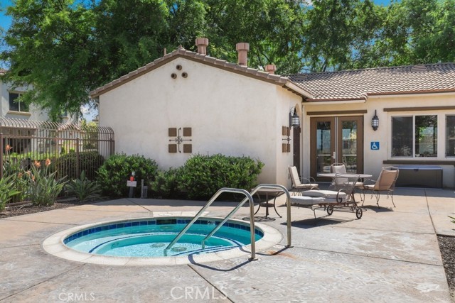 Detail Gallery Image 21 of 22 For 425 Merced, Corona,  CA 92878 - 4 Beds | 3 Baths