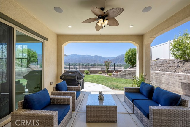 11537 Alton Drive, Corona CA: https://media.crmls.org/medias/a607b2e1-4288-4bd8-bf67-c25da499e307.jpg
