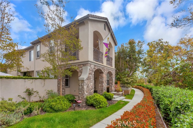 Detail Gallery Image 1 of 30 For 140 Main St, Ladera Ranch,  CA 92694 - 4 Beds | 2/1 Baths