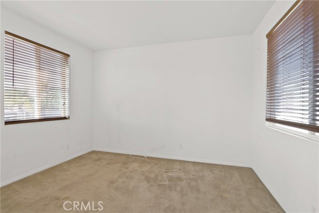 Detail Gallery Image 12 of 20 For 17384 Blue Ridge Ct, Riverside,  CA 92503 - 5 Beds | 2/2 Baths