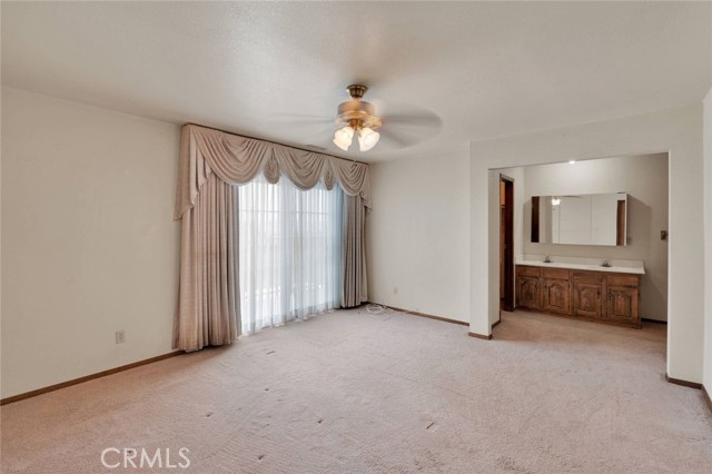 27580 Linda Vista Road, Barstow CA: https://media.crmls.org/medias/a60a1f02-e552-45ed-80d0-19c3baef5354.jpg