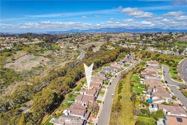 29 Hancock Street, Laguna Niguel CA: https://media.crmls.org/medias/a60a2ace-fd3a-412a-ac0c-b5847f0aba9e.jpg