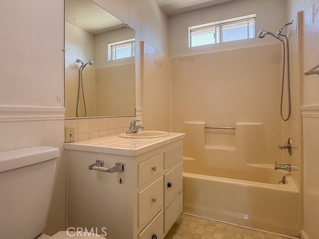 Detail Gallery Image 25 of 35 For 569 Huntington Rd, Cambria,  CA 93428 - 3 Beds | 2 Baths