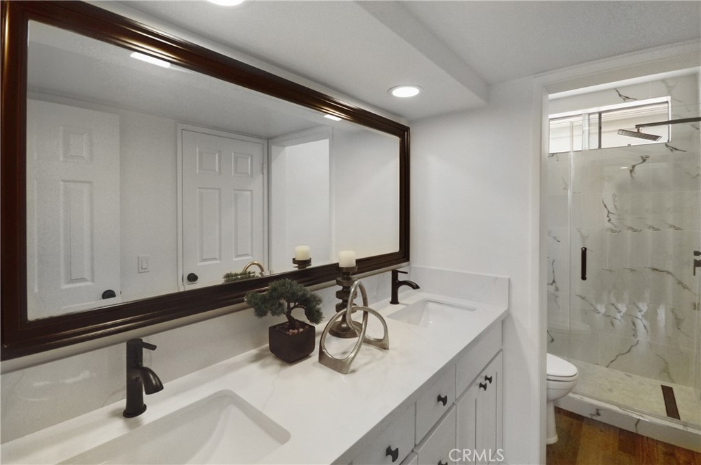 A60bdb2d 8807 46e7 99d7 C228c1d38808