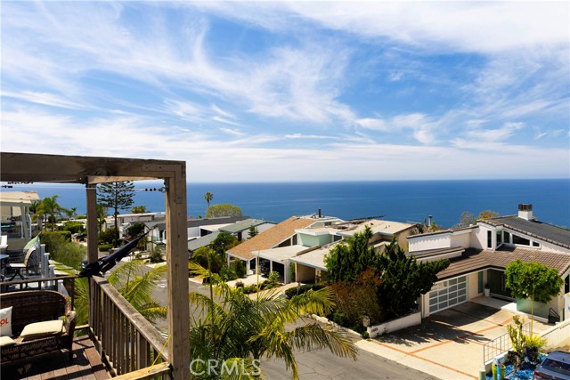 Detail Gallery Image 22 of 29 For 1040 La Mirada St, Laguna Beach,  CA 92651 - 3 Beds | 3 Baths