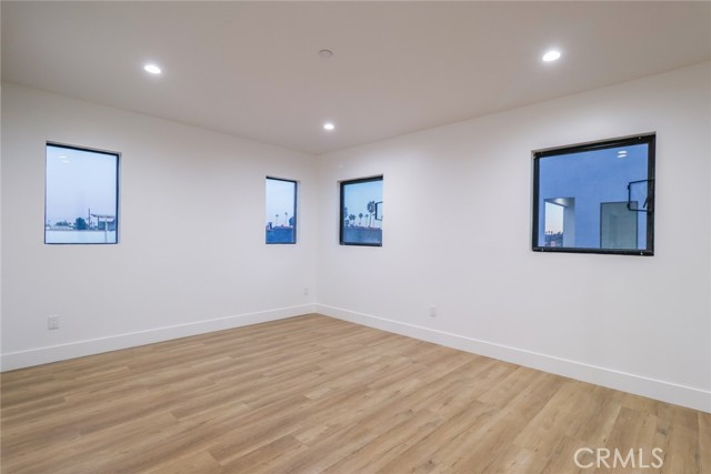 Detail Gallery Image 34 of 36 For 4649 Pickford, Los Angeles,  CA 90019 - 4 Beds | 4 Baths