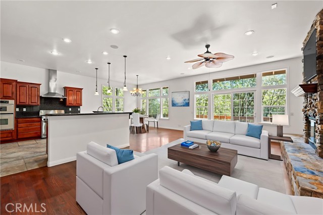 765 Del Norte Lane, Lake Arrowhead CA: https://media.crmls.org/medias/a60c6483-5e78-4375-aeee-86a1740041e4.jpg