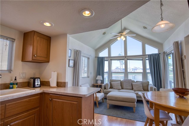Detail Gallery Image 7 of 36 For 74711 Dillon Rd #111,  Desert Hot Springs,  CA 92241 - 1 Beds | 1 Baths