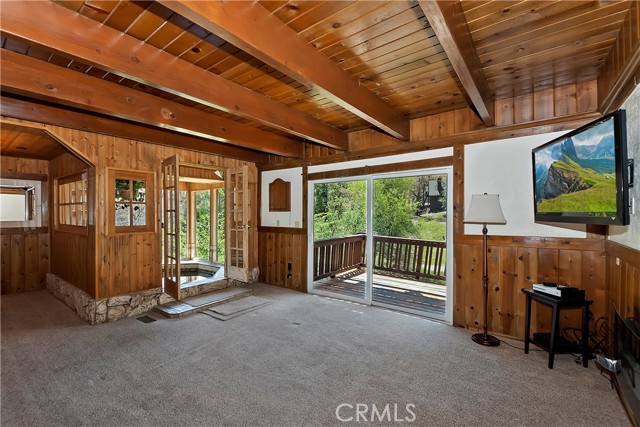 Detail Gallery Image 30 of 53 For 28193 Grenoble Ln, Lake Arrowhead,  CA 92352 - 3 Beds | 2 Baths