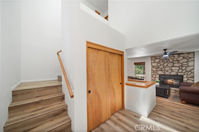 Detail Gallery Image 13 of 33 For 574 Mill Ct, Lake Arrowhead,  CA 92352 - 3 Beds | 2 Baths