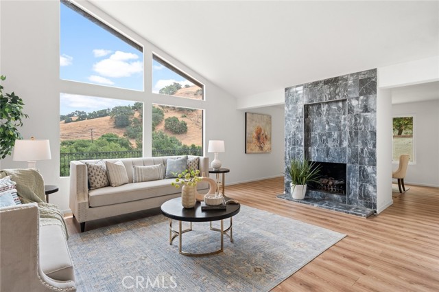15539 Feldspar Drive, Chino Hills CA: https://media.crmls.org/medias/a60ebbac-870d-4c68-bd47-787d08a78835.jpg