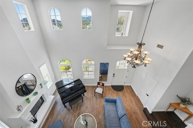 26745 Sandburn Place, Stevenson Ranch CA: https://media.crmls.org/medias/a60ebc10-8497-4df4-b6e4-e5c2585e661f.jpg