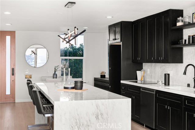 Image 4 of 45 For 16435 Harbour Lane 13