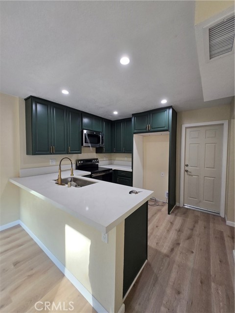 MLS #DW25255135 image #5